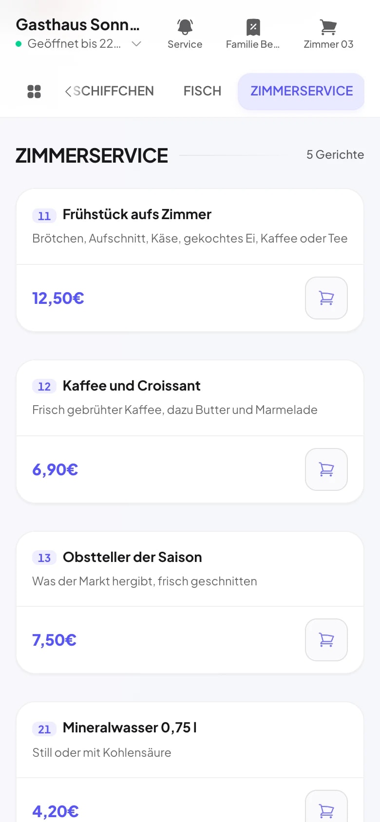 Gäste-Ansicht auf dem Handy im Zimmer: Zimmerservice-Karte mit Frühstück, Getränken und Serviceleistungen